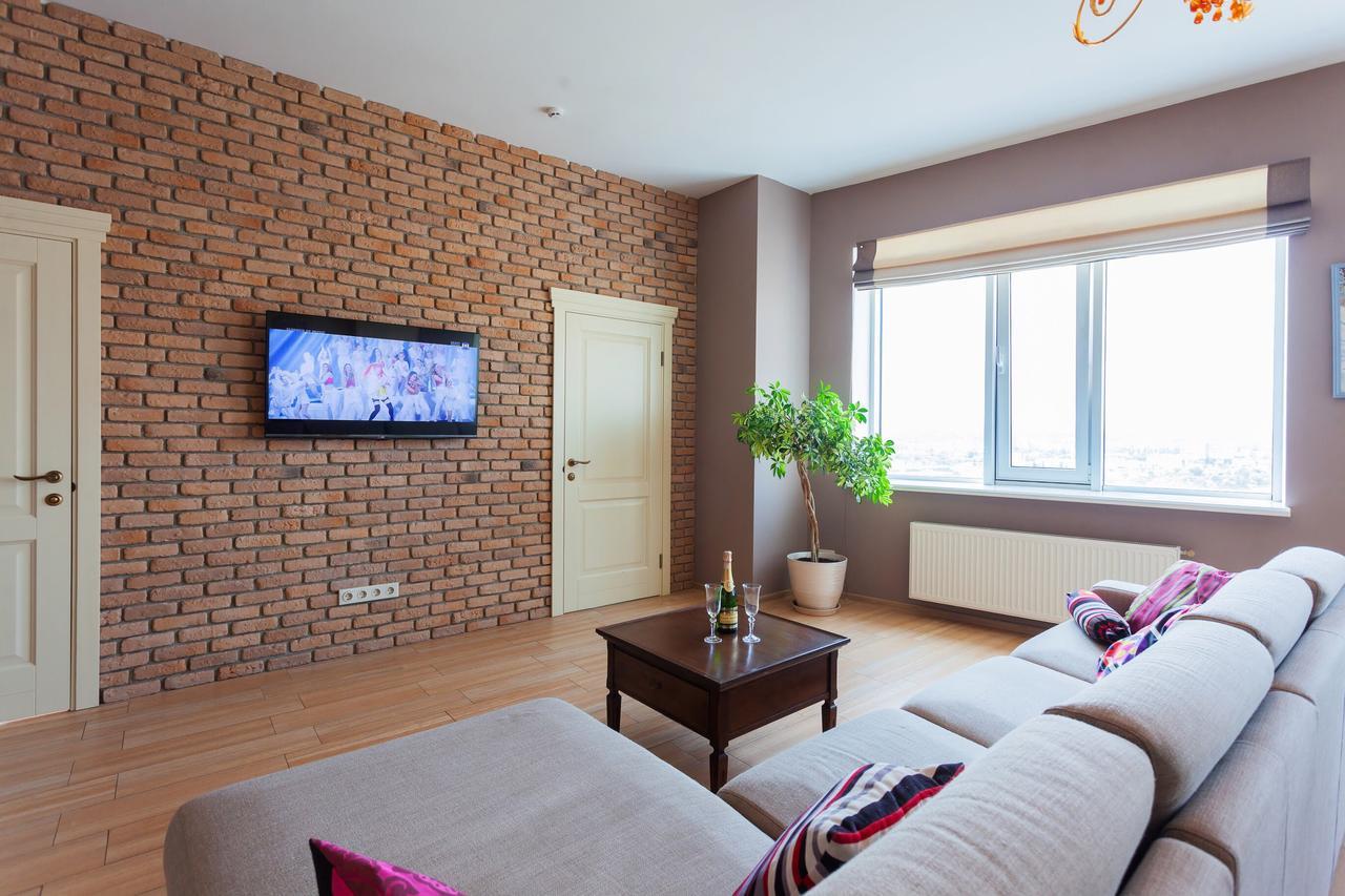 Stylish Views Apartments In The Parasol. Parus .Obolonskaya Embankment Kyiv Exterior foto