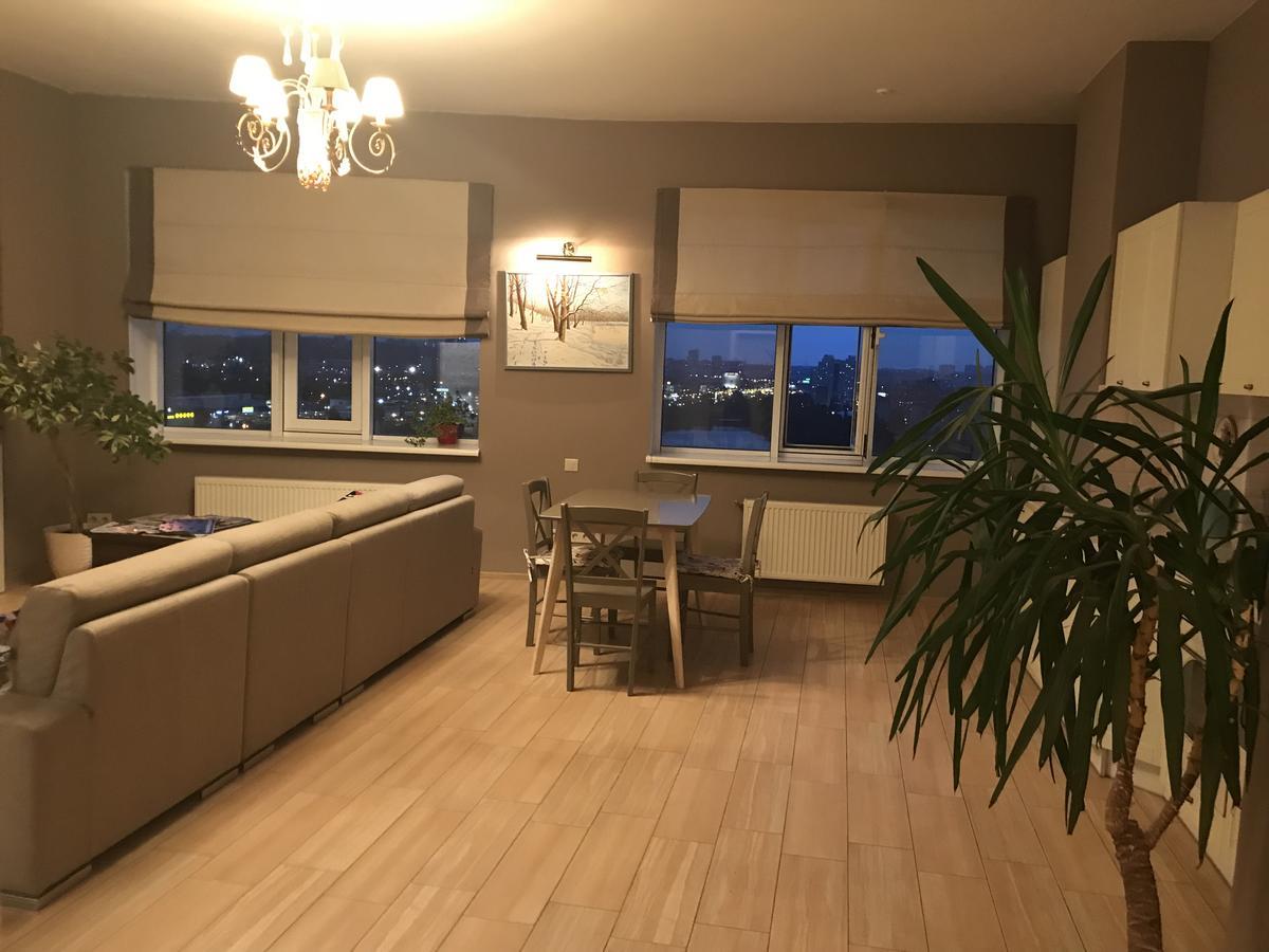 Stylish Views Apartments In The Parasol. Parus .Obolonskaya Embankment Kyiv Exterior foto