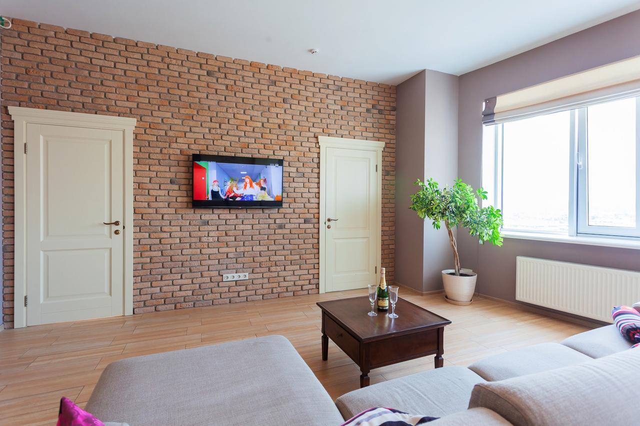 Stylish Views Apartments In The Parasol. Parus .Obolonskaya Embankment Kyiv Exterior foto