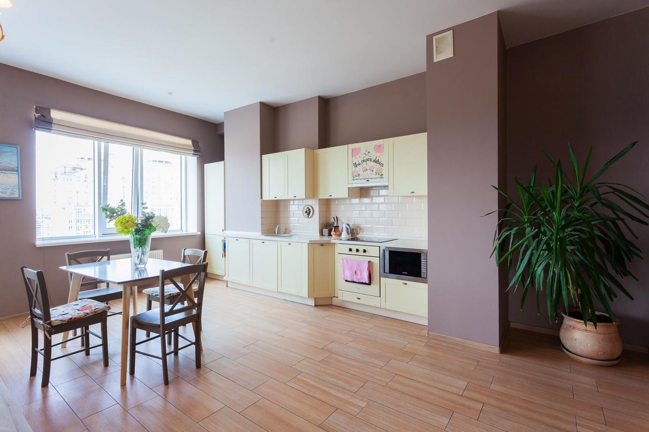 Stylish Views Apartments In The Parasol. Parus .Obolonskaya Embankment Kyiv Exterior foto