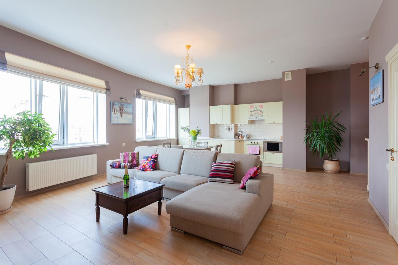 Stylish Views Apartments In The Parasol. Parus .Obolonskaya Embankment Kyiv Exterior foto